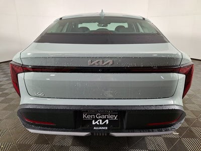 2026 Kia K4 LXS