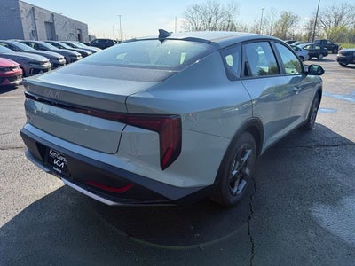 2026 Kia K4 LXS