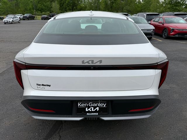2026 Kia K4 LXS