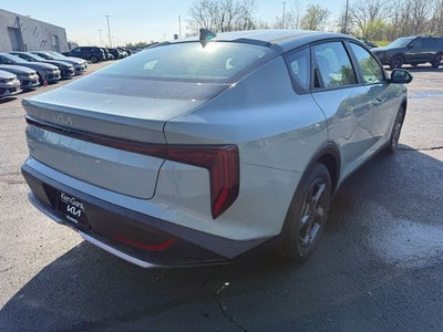 2026 Kia K4 LXS