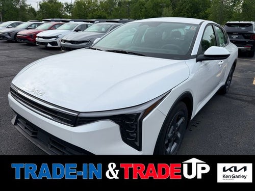 2026 Kia K4 LXS