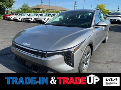 2026 Kia K4 LXS