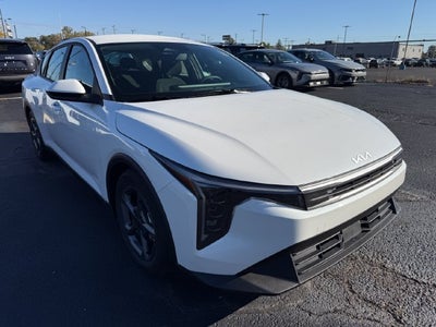 2026 Kia K4 LXS
