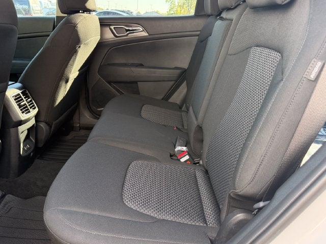 2027 Kia Sportage LX