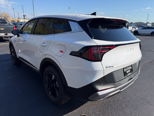 2027 Kia Sportage LX
