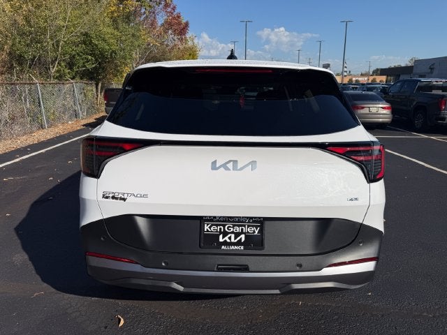 2027 Kia Sportage LX
