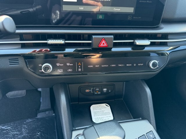 2027 Kia Sportage EX