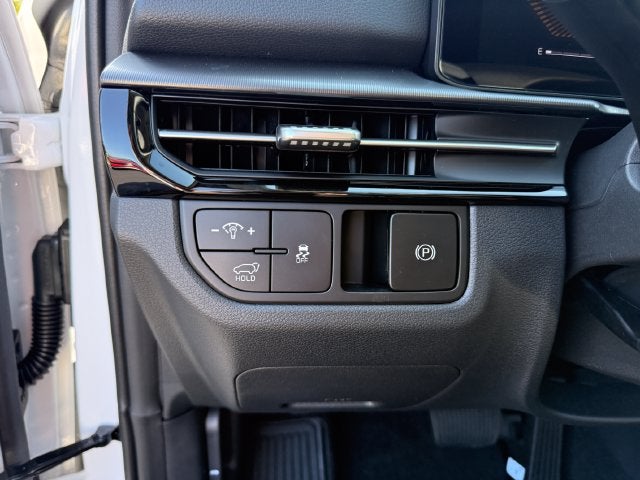 2027 Kia Sportage EX