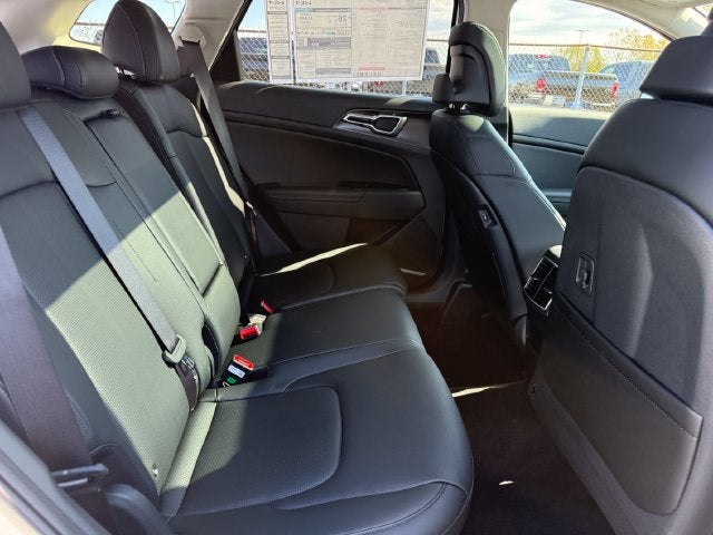 2027 Kia Sportage EX