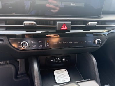 2027 Kia Sportage EX