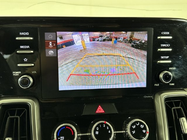 2022 Kia Sorento LX