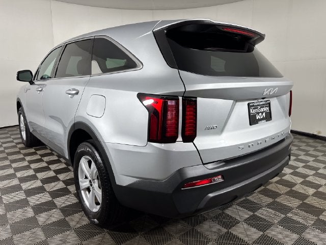 2022 Kia Sorento LX