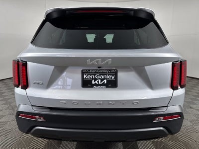 2022 Kia Sorento LX