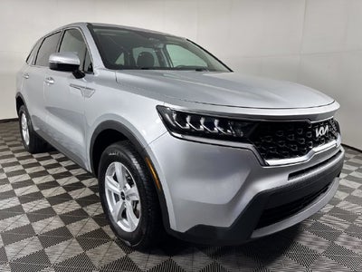 2022 Kia Sorento LX