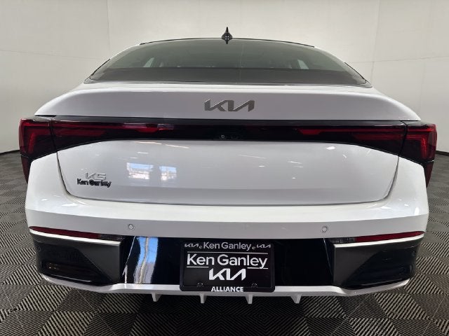 2025 Kia K5 EX