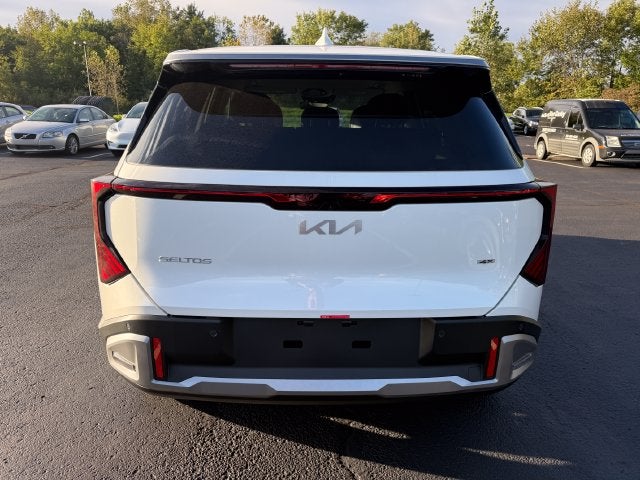 2027 Kia Seltos S