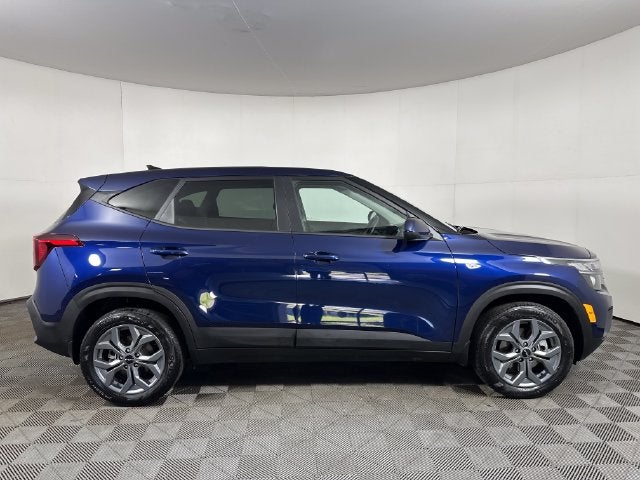 2025 Kia Seltos LX