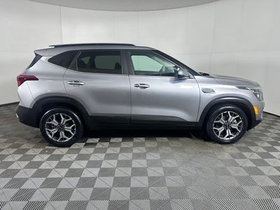 2022 Kia Seltos EX