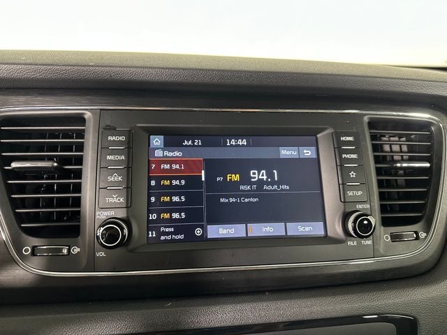 2021 Kia Sedona LX