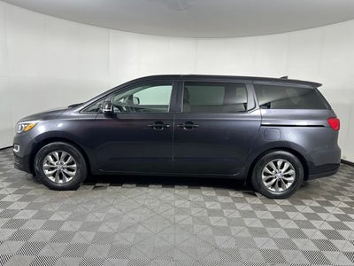 2021 Kia Sedona LX