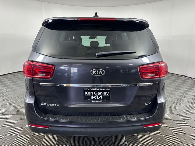 2021 Kia Sedona LX