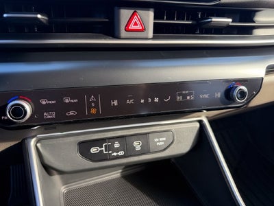 2027 Kia Carnival LXS