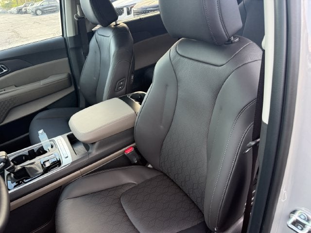 2027 Kia Carnival EX