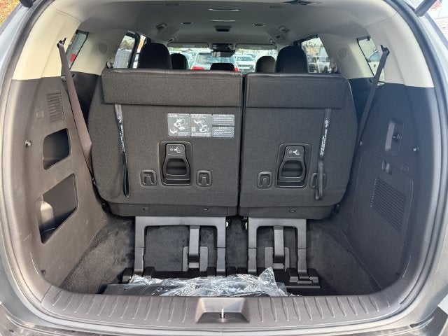 2027 Kia Carnival EX