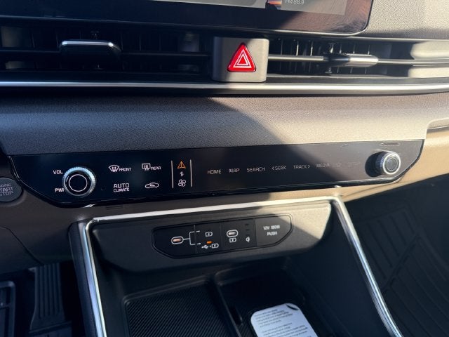 2027 Kia Carnival EX