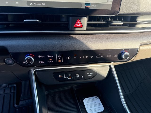 2027 Kia Carnival EX
