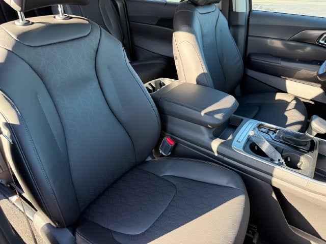 2027 Kia Carnival EX