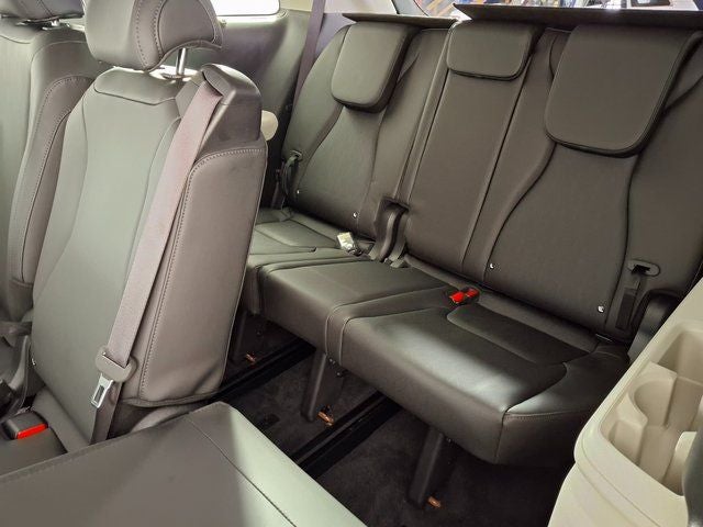 2024 Kia Carnival SX