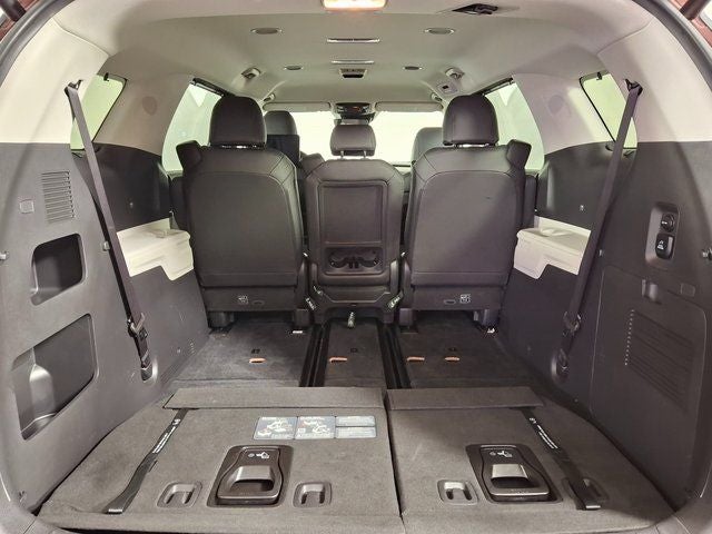 2024 Kia Carnival SX