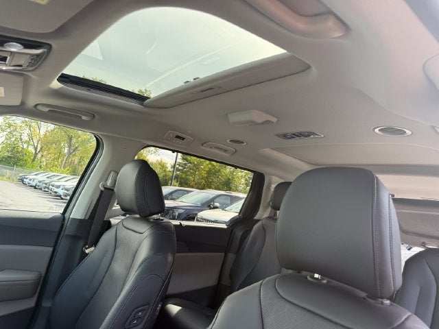 2027 Kia Carnival Hybrid SX