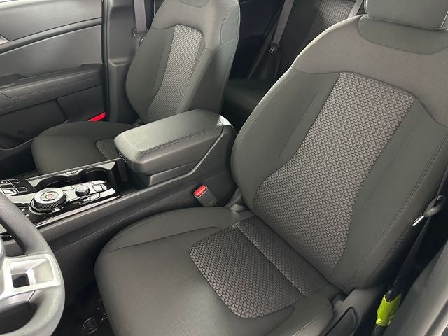 2025 Kia Sportage Hybrid LX