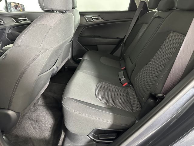 2025 Kia Sportage Hybrid LX