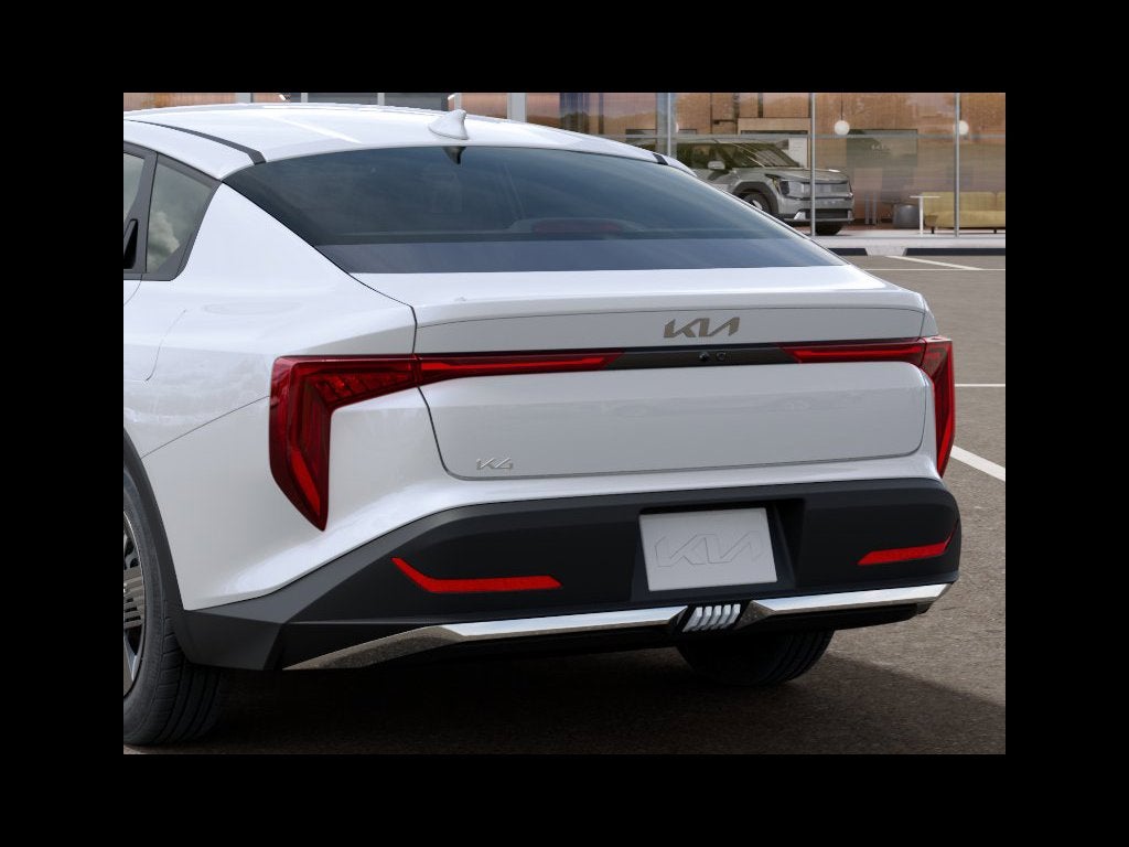 2026 Kia K4 LX