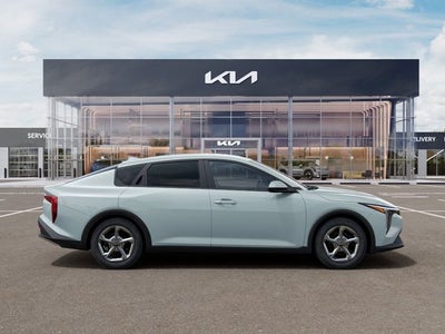 2026 Kia K4 LX