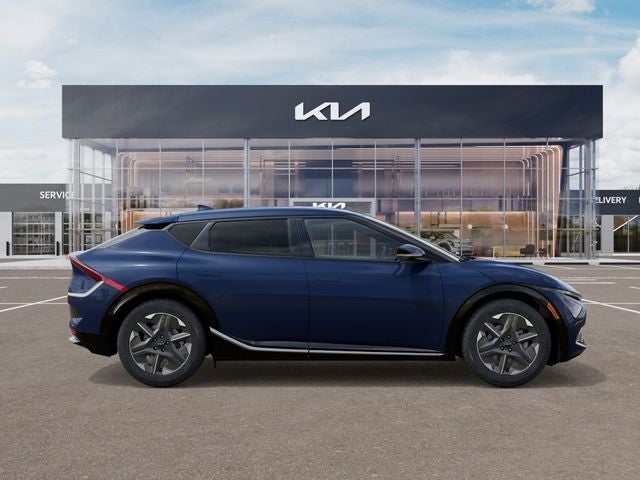 2026 Kia EV6 Base