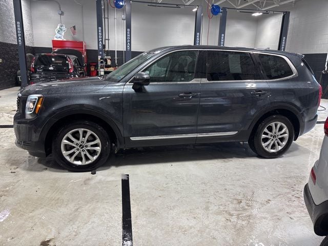 2022 Kia Telluride LX