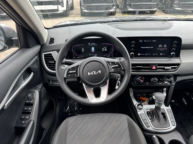 2024 Kia Seltos LX