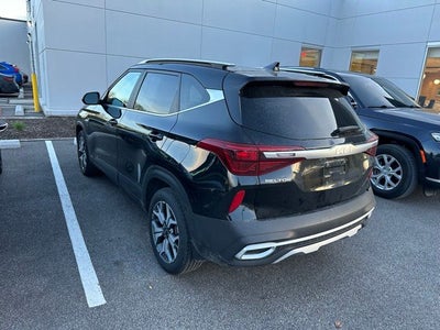 2022 Kia Seltos EX