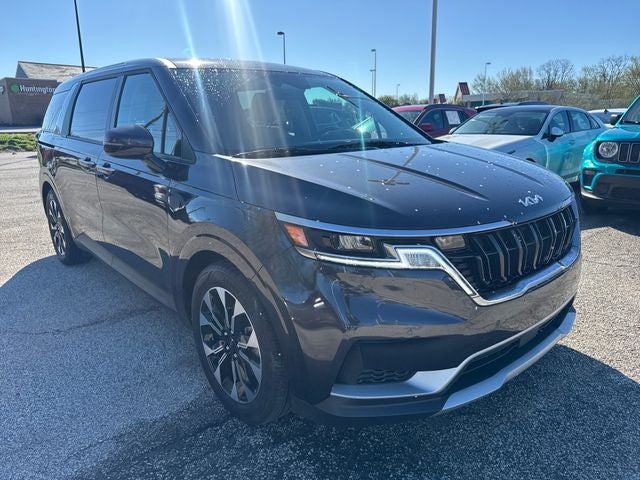 2024 Kia Carnival EX