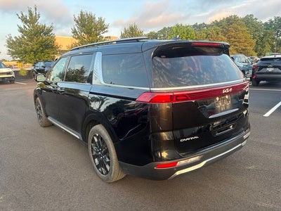 2024 Kia Carnival SX
