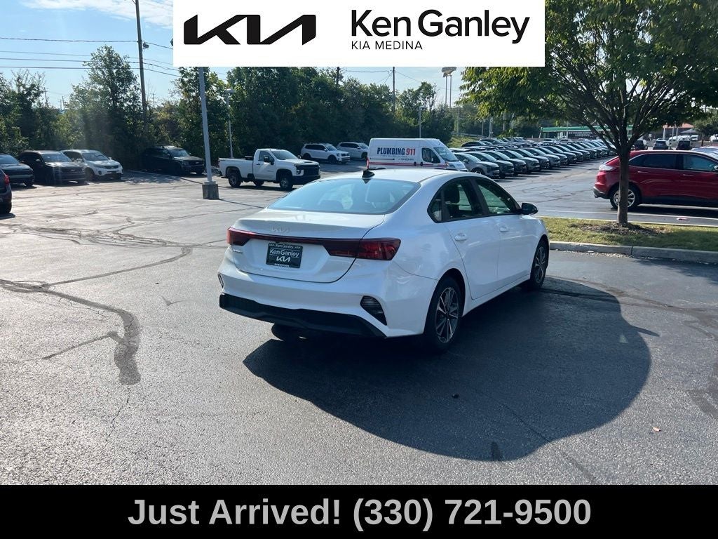 2023 Kia Forte LXS