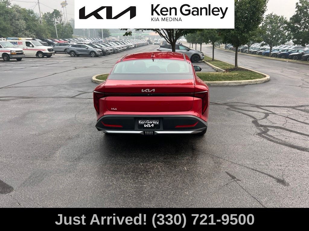2025 Kia K4 LXS