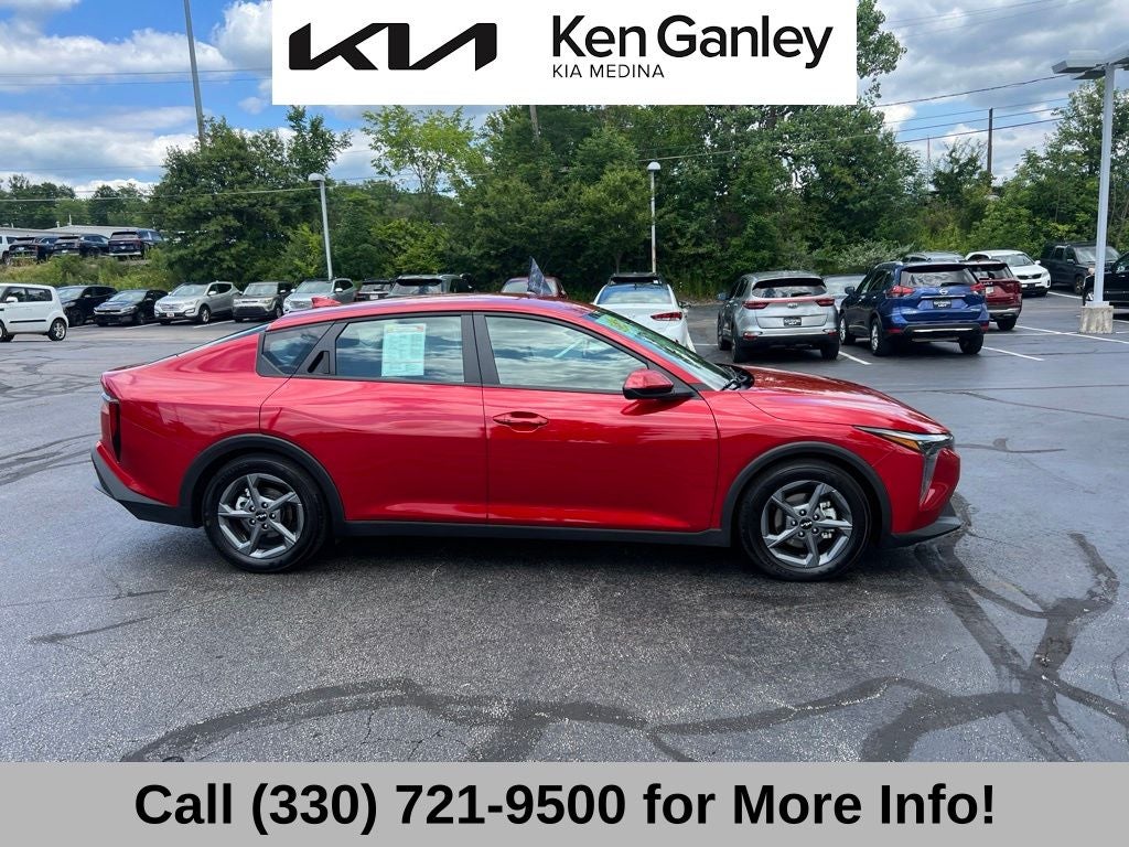 2025 Kia K4 LXS