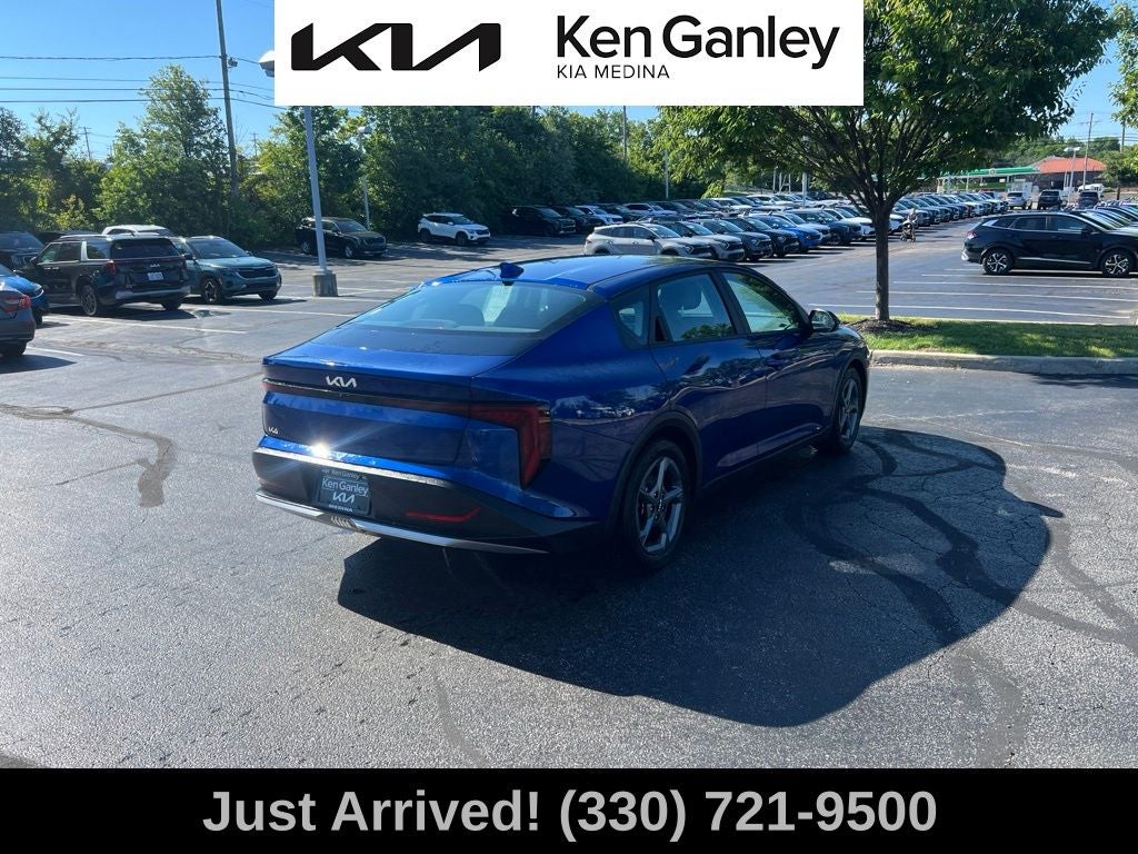 2025 Kia K4 LXS