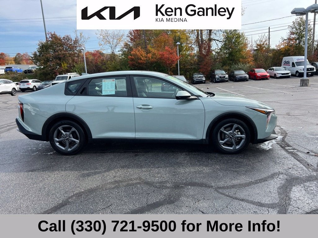 2025 Kia K4 LXS