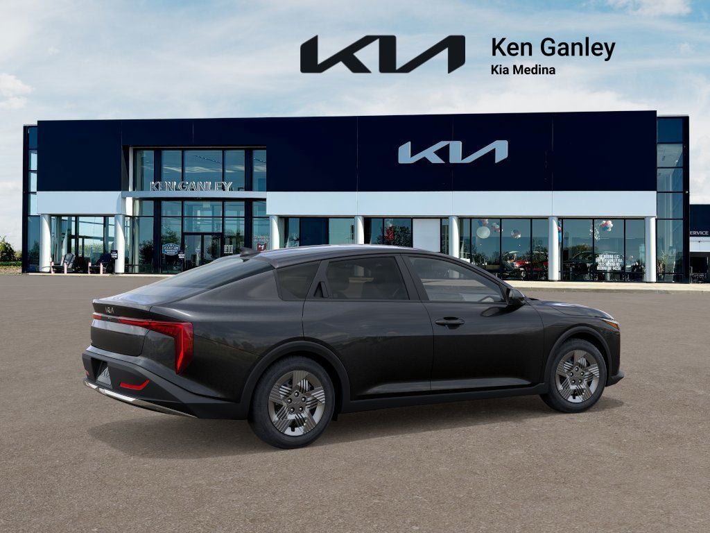 2026 Kia K4 LX